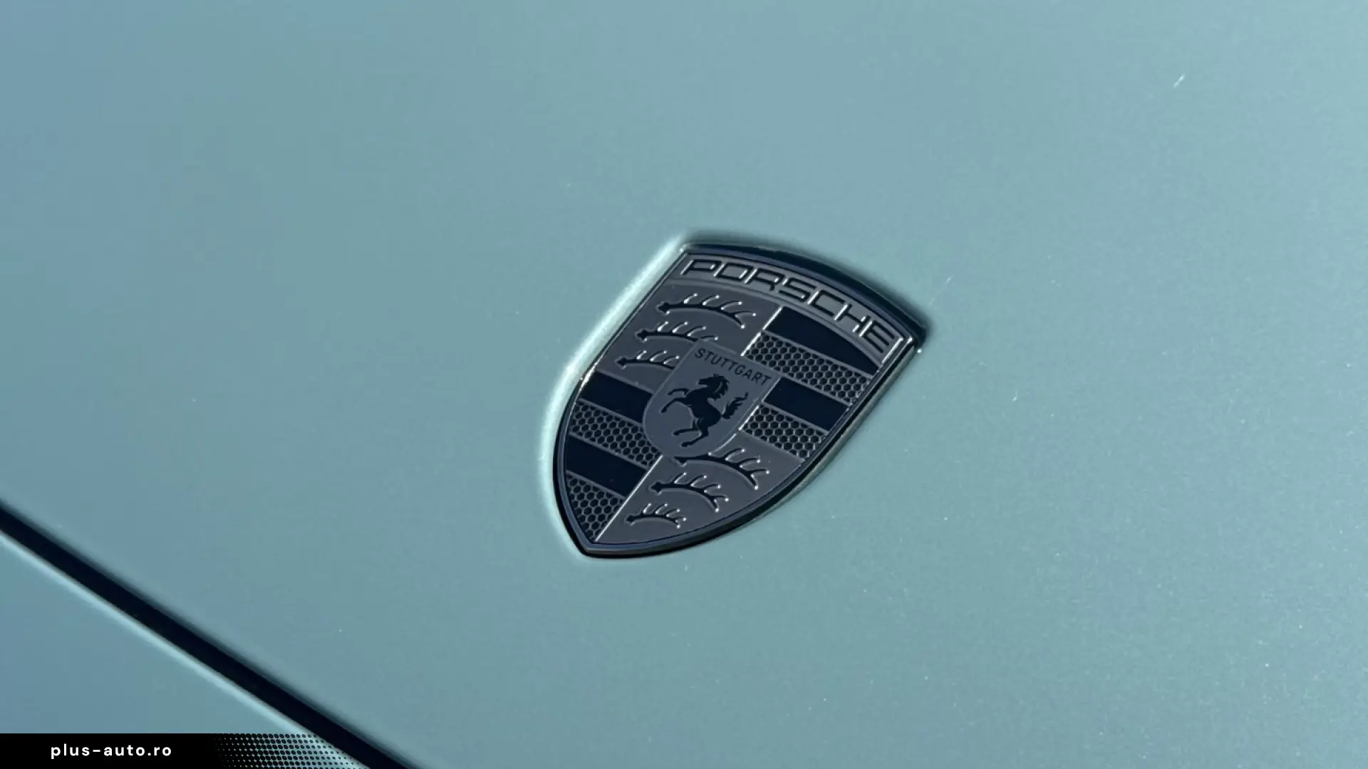 Porsche Cayenne Turbo Electric Active-Ride