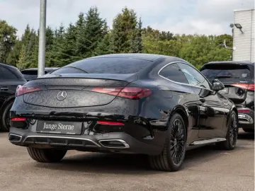 MERCEDES-BENZ CLE 300 4M Coupé AMG-Sport DIGITAL Pan…