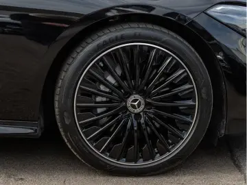 MERCEDES-BENZ CLE 300 4M Coupé AMG-Sport DIGITAL Pan…