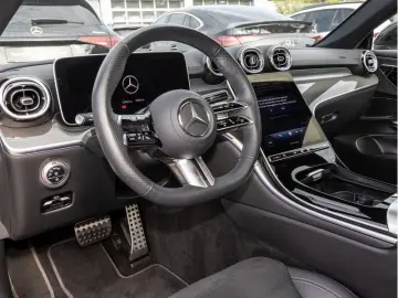MERCEDES-BENZ CLE 300 4M Coupé AMG-Sport DIGITAL Pan…