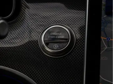 MERCEDES-BENZ CLE 300 4M Coupé AMG-Sport DIGITAL Pan…