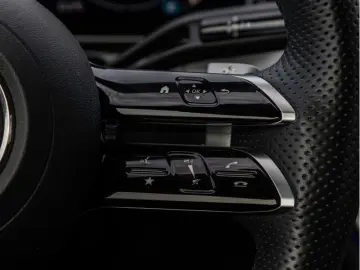 MERCEDES-BENZ CLE 300 4M Coupé AMG-Sport DIGITAL Pan…