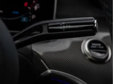 MERCEDES-BENZ CLE 300 4M Coupé AMG-Sport DIGITAL Pan…