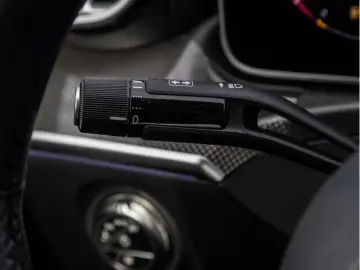 MERCEDES-BENZ CLE 300 4M Coupé AMG-Sport DIGITAL Pan…