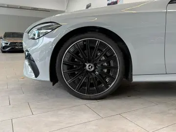 MERCEDES-BENZ CLE 300 4M AMG PANO BURM STDHZ NIGHT DISTR 360