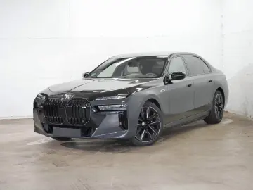 BMW i7 M70 xDrive 21  Individual Two-Tone Fond TV