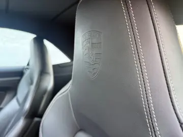 PORSCHE 992 Carrera Cabrio Chrono 18-Wege Bose 360  SAGA