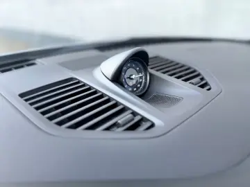 PORSCHE 992 Carrera Cabrio Chrono 18-Wege Bose 360  SAGA