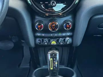 MINI Cooper SE Classic Trim Black NAV LED KAMERA SHZ