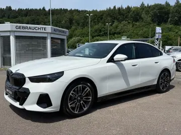 BMW 520d xDr.M Sport Pro HUD ACC SuView Ha K.AHK