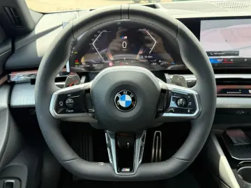 BMW 520d xDr.M Sport Pro HUD ACC SuView Ha K.AHK