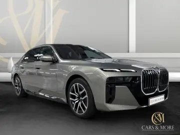 BMW i7 eDrive 50 M Sport TV Masaj