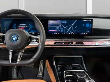 BMW i7 eDrive 50 M Sport TV Masaj
