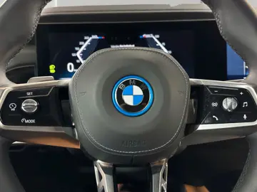 BMW i7 eDrive 50 M Sport TV Masaj