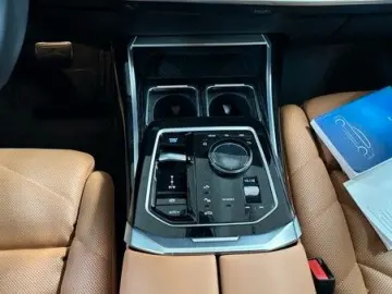 BMW i7 eDrive 50 M Sport TV Masaj