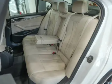 BMW 540d Lim. xDrive LIVE-COCKPIT LEDER NAVI LED 1HD