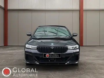 BMW 545e xDrive M Sport ACC H K PANO MEM LED