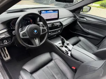 BMW 540d xDrive M-Sportpaket Glasdach Massage Laser