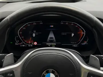 BMW 540d xDrive M-Sportpaket Glasdach Massage Laser