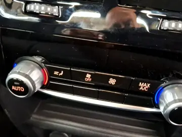 BMW 530d xDrive Limousine M Sport AHK Head-Up Laser