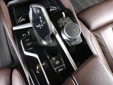 BMW 530 d xDr. Limo M-Sportp.AHK.ACC.Laser Komfortsi