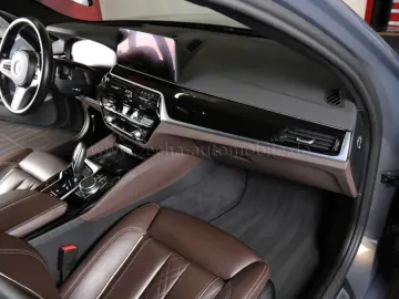 BMW 530 d xDr. Limo M-Sportp.AHK.ACC.Laser Komfortsi