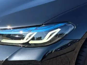 BMW 540 d xDr. Aut. M-Sport Pro LASER AHK HUD H&K 19