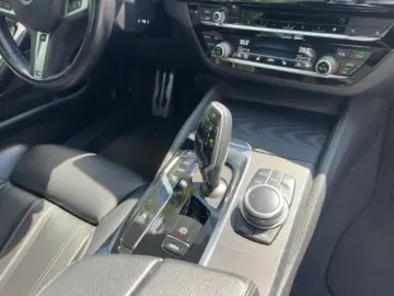 BMW 530 d xDr Limo M-Sport HarmanKardon LC Prof Lede
