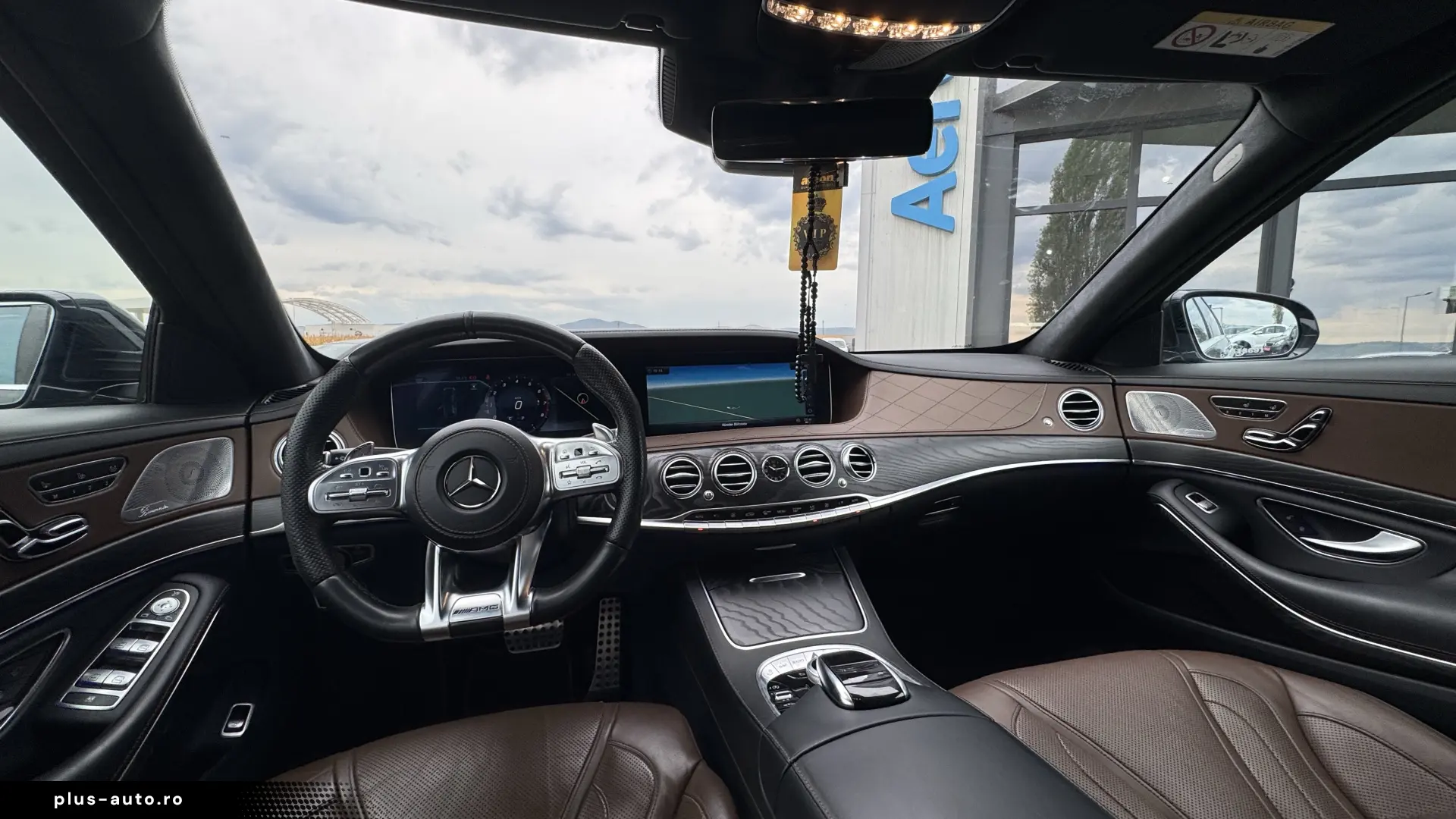 MERCEDES-BENZ S560 LONG    4MATIC    TVA DEDUCTIBIL
