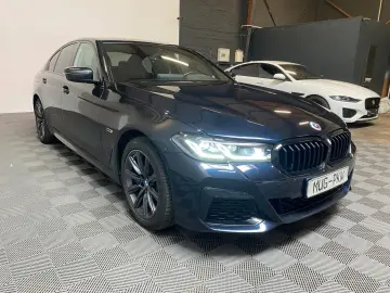 BMW 530e xDrive Lim. M Sport AHK-StandHz.-HuD-360