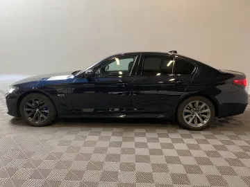 BMW 530e xDrive Lim. M Sport AHK-StandHz.-HuD-360
