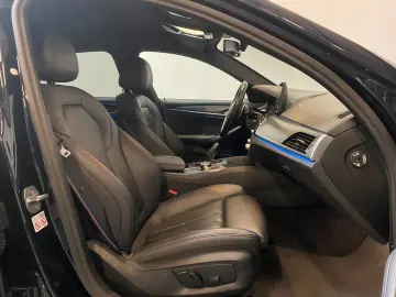 BMW 530e xDrive Lim. M Sport AHK-StandHz.-HuD-360