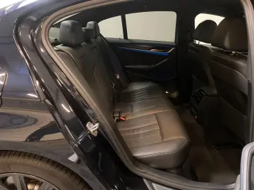 BMW 530e xDrive Lim. M Sport AHK-StandHz.-HuD-360