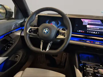 BMW 550e xDrive Limousine M Sport Driv.Assist.Prof W