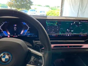 BMW 550 e xDr M Sport Pro ICONIC HUD PANO 20Z 360