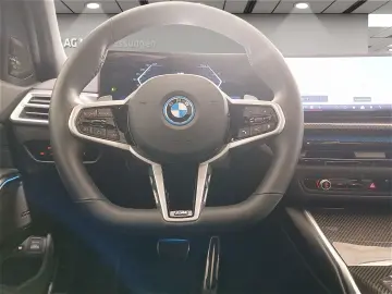 BMW 330e xDrive Lim. M SportPro LiCoPr h k GSD Cam.
