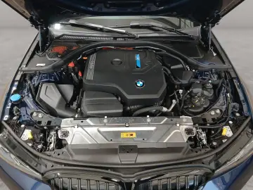BMW 330e xDrive Lim. M SportPro LiCoPr h k GSD Cam.