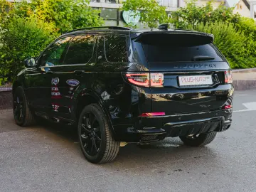 Land Rover Discovery Sport Dynamic SE AWD