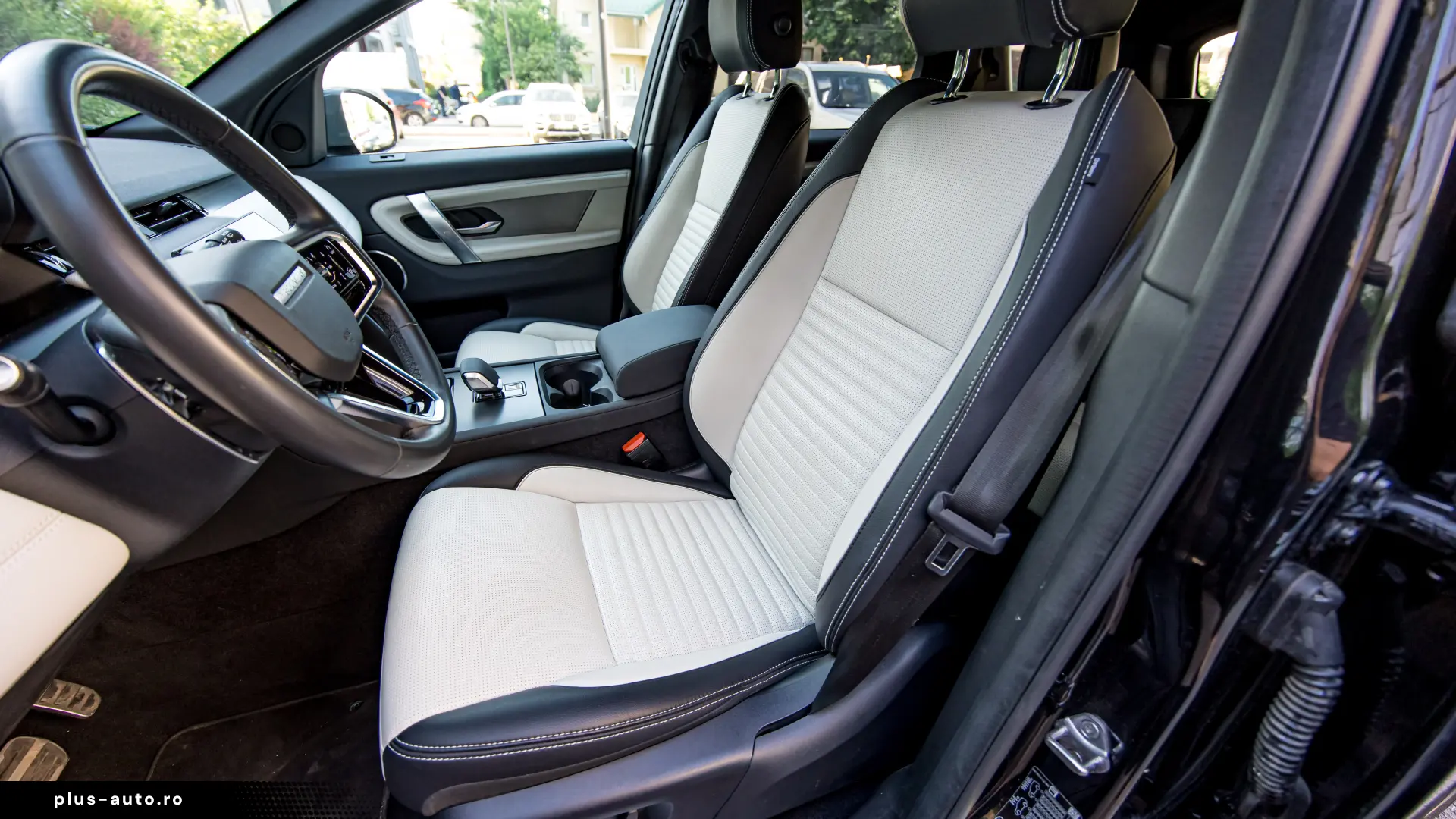 Land Rover Discovery Sport Dynamic SE AWD