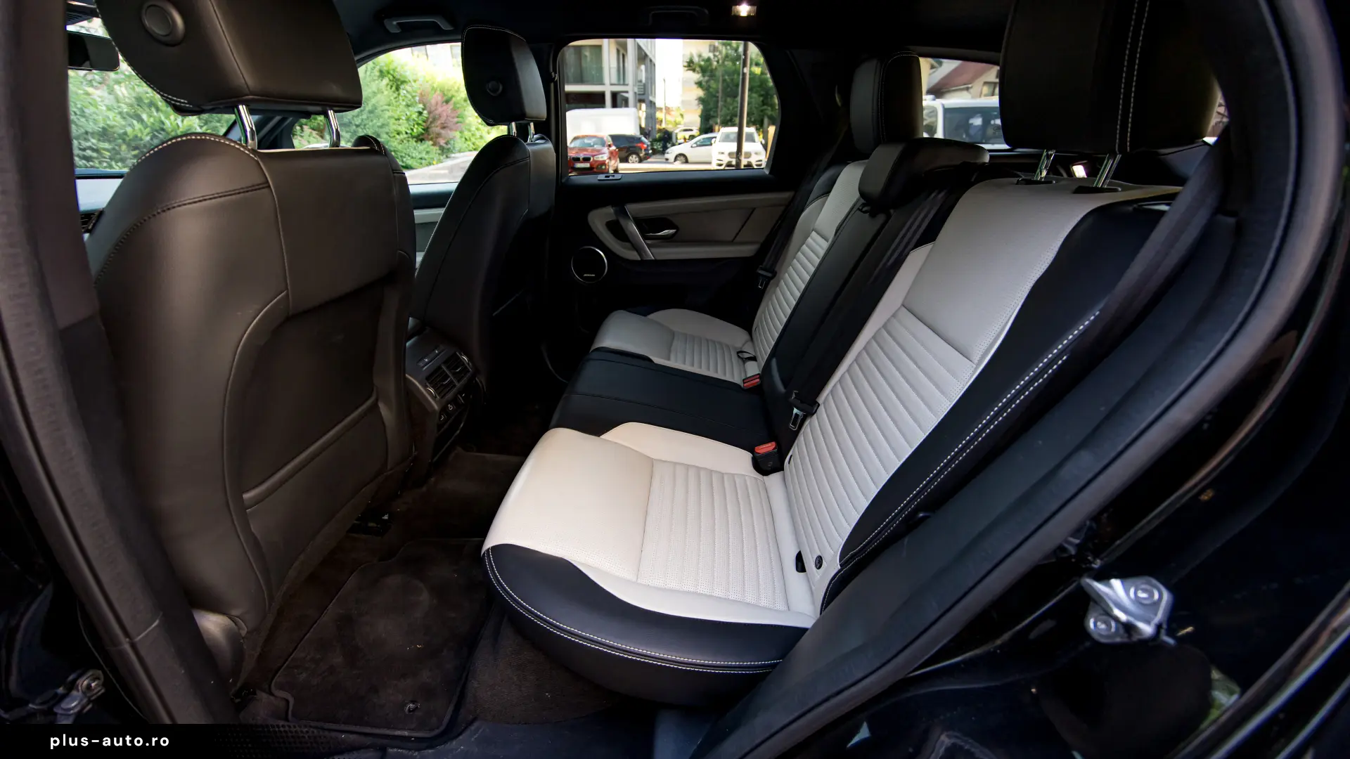 Land Rover Discovery Sport Dynamic SE AWD