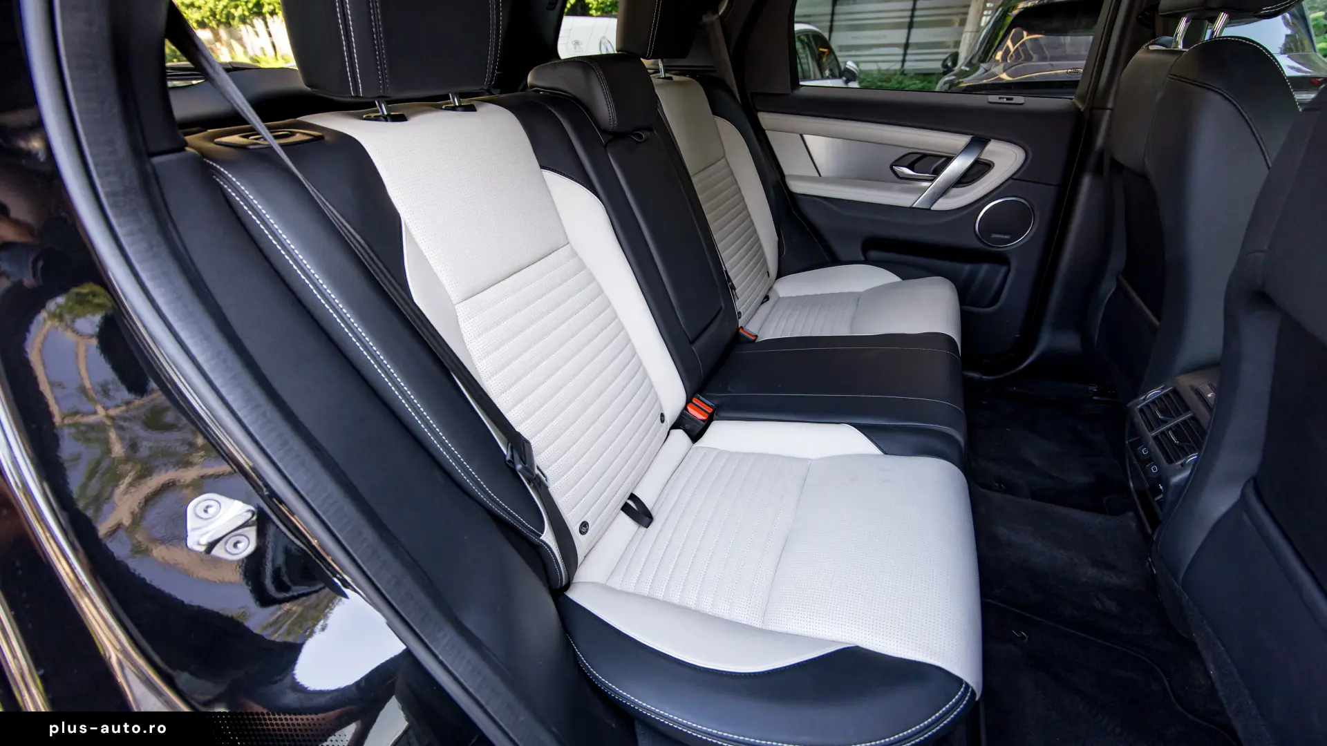 Land Rover Discovery Sport Dynamic SE AWD