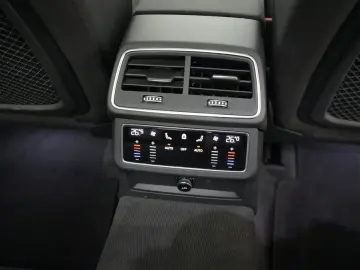 AUDI A6 Lim. 50 TFSIe qu. S tronic sport ACC Navi AHK