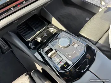 BMW 530e xDrive Limousine M Sports Package HK HiFi
