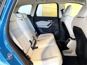 BMW X1 xDr.25e ACC LEDer SPUR HUD KOMF KAM LKRD.Hz.