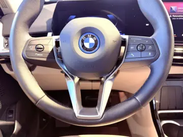 BMW X1 xDr.25e ACC LEDer SPUR HUD KOMF KAM LKRD.Hz.