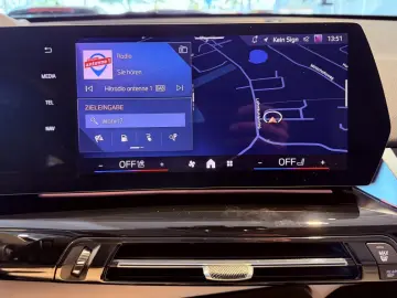 BMW X1 xDr.25e ACC LEDer SPUR HUD KOMF KAM LKRD.Hz.