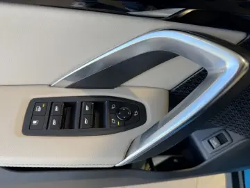 BMW X1 xDr.25e ACC LEDer SPUR HUD KOMF KAM LKRD.Hz.
