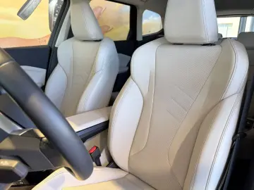 BMW X1 xDr.25e ACC LEDer SPUR HUD KOMF KAM LKRD.Hz.