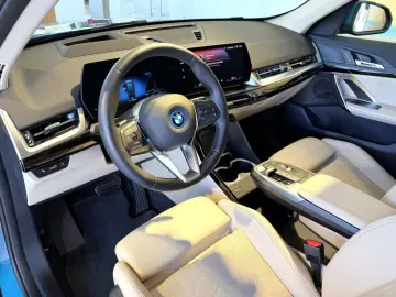 BMW X1 xDr.25e ACC LEDer SPUR HUD KOMF KAM LKRD.Hz.