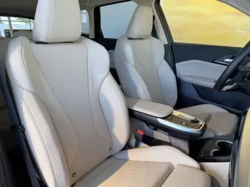 BMW X1 xDr.25e ACC LEDer SPUR HUD KOMF KAM LKRD.Hz.